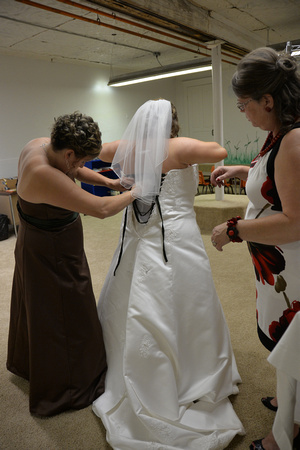 H Bride Dressing (7)